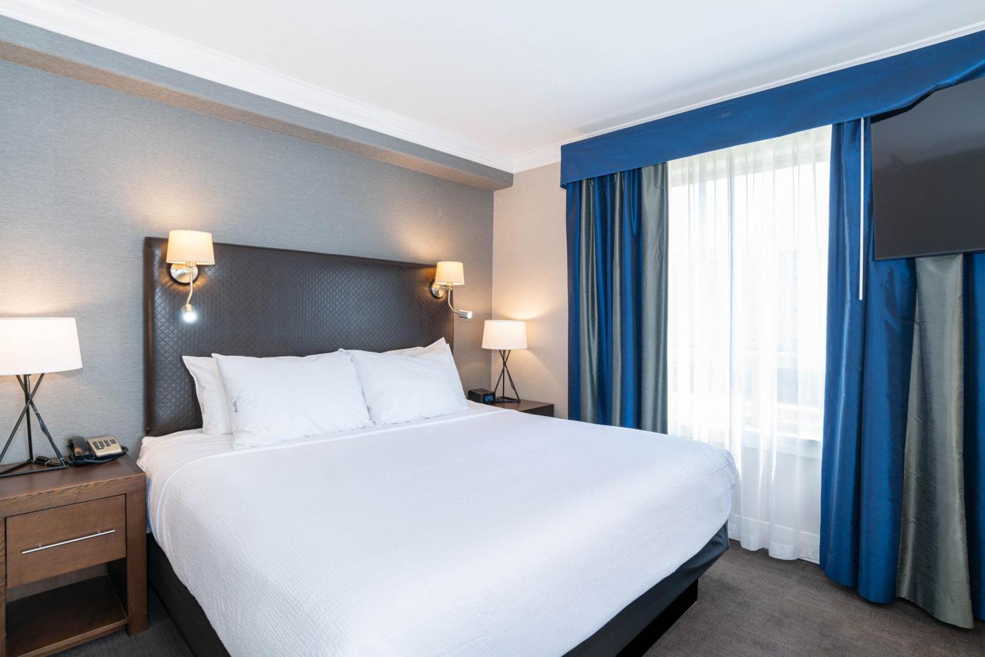 Sandman Signature Edmonton South Hotel Exterior foto